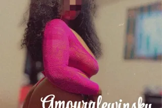 Thee Freak Of Your Week💕💦😝🍭🍫C ... - Image 2