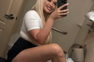 NEW BLONDE HAIR BLUE EYED RUSSIAN IN TOWN DONT MISS OUT AVAILABLE NOW 🩷💦🤩🤯 - Image 5