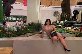 The girl you'll want all to yo... - Image 4