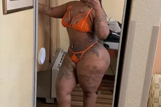 🚨I PROMISE YOU'LL LOVE IT HERE 😍😘 🍑💦 VOLUPTUOUS PLAYMATE💦🍑 CUM OVER TO MY PLAYHOUSE💦😘 - Image 6