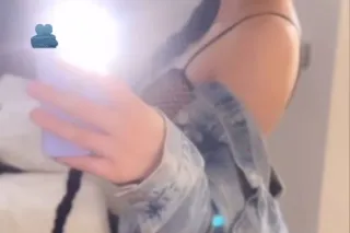 NEW IN TOWN✈💋 - 23 - Image 1