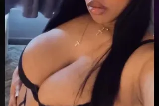 😝💦😝📲📲 LAST DAYS HERE leaving M... - Image 1