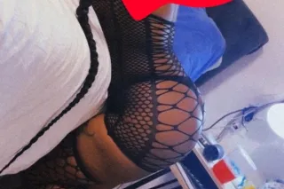 OUTCALLS or CARDATE must provide uber there !! SUPEER WET EBONY READY TO CUM ALL OVER THAT COCK🥰🥰WATERPARK EXPERIENCE GURANTEED WETT😻😻💋MS.GRIPPER - Image 3