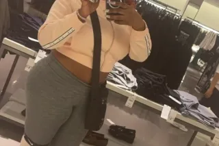 Help me help you - 37 - Image 1