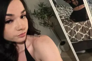 ✨PETITE SNOWBUNNY✨🥳 ONLY HERE ... - Image 1