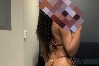 Start Ur Weekend Off Right 😜💦5... - Image 1