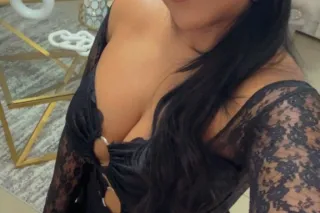 ✨ A touch of elegance… a spark... - Image 2