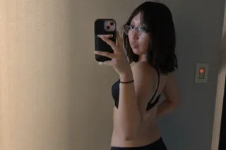 Catch Me While I'm Here🥰 - 22 - Image 1