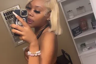 FINE THICK REDBONE STALLION💋🥵I... - Image 1