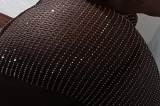 DPRING BREAK HERE SO LETS SRING AROUND N BREAK IN THE BED!!💋💋🌸 - Image 5