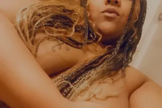 PLUS SIZE BEAUTY 💦😜(OUTCALL ON... - Image 3