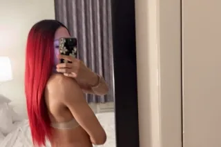 slim lightskin eater 👅👅 - 24 - Image 3