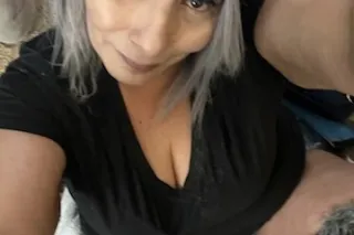 sexy mamacita want to have som... - Image 1