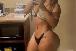 Yesenia new en this area - 28 - Image 1