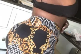 120qv special wood doc 💦sexy chocolate 🍫 😛 im bacck london ass by the pound 😛 - Image 6