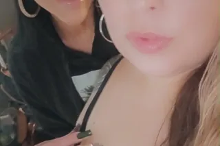 Auburn 1 day only ⚠‼⛔👯👱♀🥰😱 Luc... - Image 1