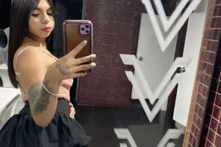 hot and sexy latina - 20 - Image 2