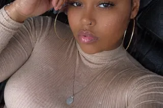 latino& hawaiian twogir︎lⒶⒼⒾⒸⒶ... - Image 4