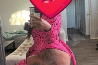 Can This Kitty Be Yours 🖤👌🏾 an... - Image 4