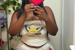 Can This Kitty Be Yours 🖤👌🏾 and this mouth - Image 5