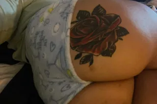 Very thick😜 INCALLS, CARPLAY -... - Image 3