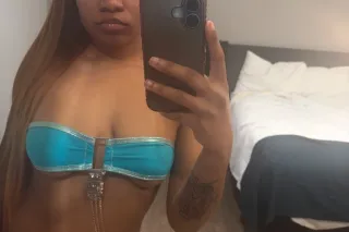 IM BACK IN TOWN FOR A GOOD TIM... - Image 1