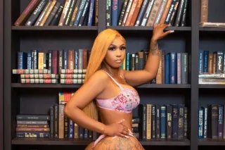 Thick-Thighed Trouble Starter-City-Girl Cake Dealer - Image 8