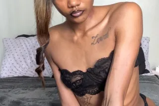 💦🔥💋 PETITE PRINCESS PERFECTION... - Image 2