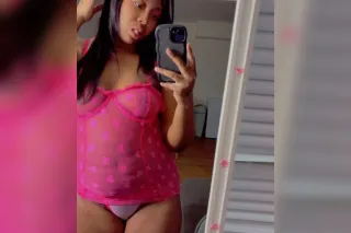 hey daddy😘 read my bio😩 incall... - Image 2