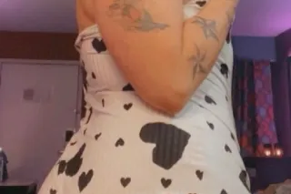 💋👅BADDD GIRL NEEDS SOME ACT RI... - Image 2