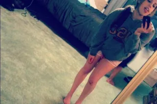 Sweet, Chill & Easy to Be Arou... - Image 3