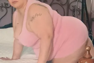 $25 FaceTime Shows 💦💋👅 Go to the bathroom and lets play! - Image 5