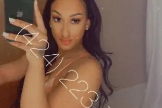 YOUNG, YUM, & FUN💋 SEXXXY SUMI... - Image 2