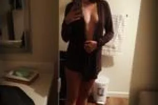 Naughty Brunette 👅 New In Town! Running Specials All Day💋 - Image 5