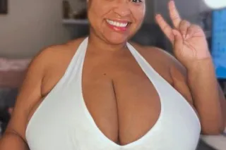 Hello Lovers Your favorite BBW Yasmin Available In Town 🤙🏽 Facetime fun⭐Sexting⭐Videos 💦 2girl special 💦 sexting,dick rating, incall and outcall also carcall 🎀 $35 Deposit Required ✅ - Image 7