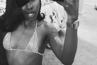 I'm Available Babesss 💋 - 27 - Image 1