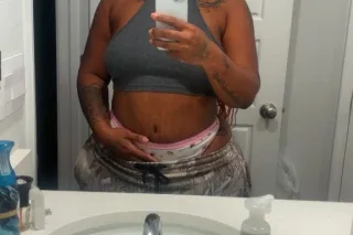 AVAILABLE now ONLY OUTCALLS TO... - Image 4