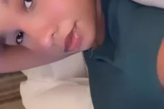 🥰🥰🥰🥰hi katherine por aqui 😍😍😍 ... - Image 1