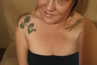 afternoon incall . cardates. its all fun. classy..descrete and ready to please - Image 8