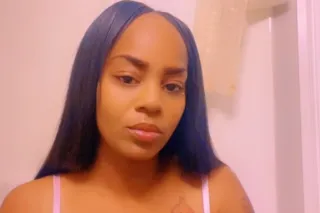 NEW IN TOWN - 27 - Image 1