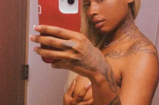 top tier🎀 the real deal🥂 - 23 - Image 1