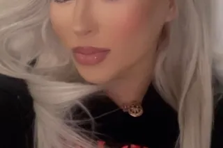 BLONDE BOMBSHELL😏😘💕 HIS FAVORI... - Image 3