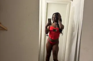 PASSING THRU BABY CUM SEE THIS... - Image 1