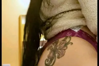 Texteame WHATSSAP ☺Latina🇨🇺 sexy, independiente y con buenas nalgas - Image 5