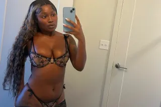 Big Boobies ✅ Bubble Booty✅ {Yo Habla Poquito Espanol} - Image 1