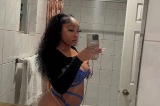 😍😍 PRETTIER IN PERSON 🙈💕 100%R... - Image 2