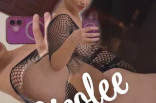 🫦 naughty Nicolee🌹❄ sexy snow ... - Image 4