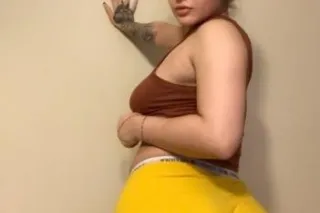 Available Now 24/7 Blowjob spe... - Image 4