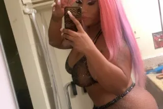 7:51am Im horny and i think we... - Image 3