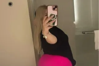 THICKKK BLONDE GREEN-EYED PAWG... - Image 1